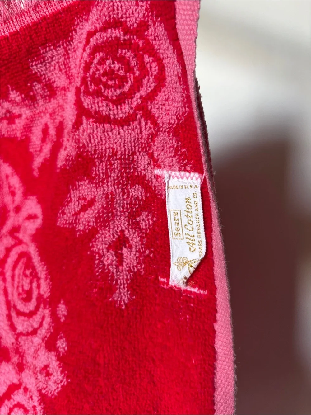 Vintage Hand Towel Pink and Red Rose Velvet Like Terry Cloth 27x18